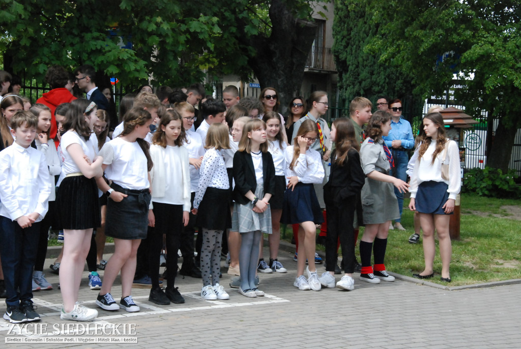 Odsłonięcie muralu przy SP nr 5