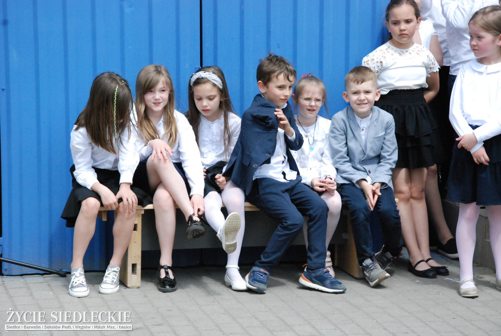 Odsłonięcie muralu przy SP nr 5