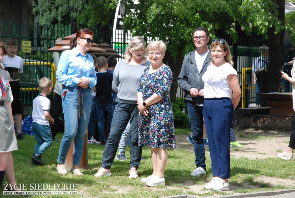 Odsłonięcie muralu przy SP nr 5