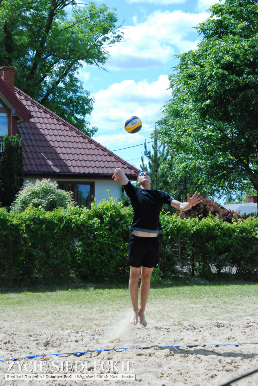 Piknik ze sportem w tle