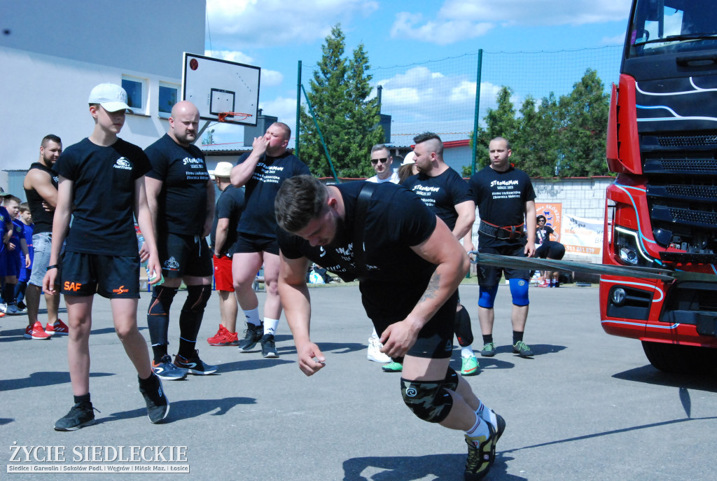 Piknik ze sportem w tle
