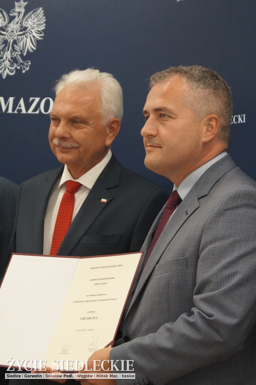 Miliony na drogi