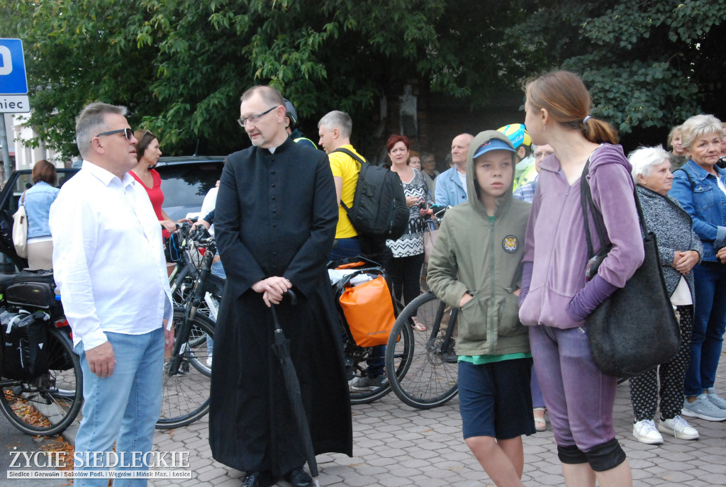Pielgrzymi z Siedlec wyruszyli na Jasną Górę