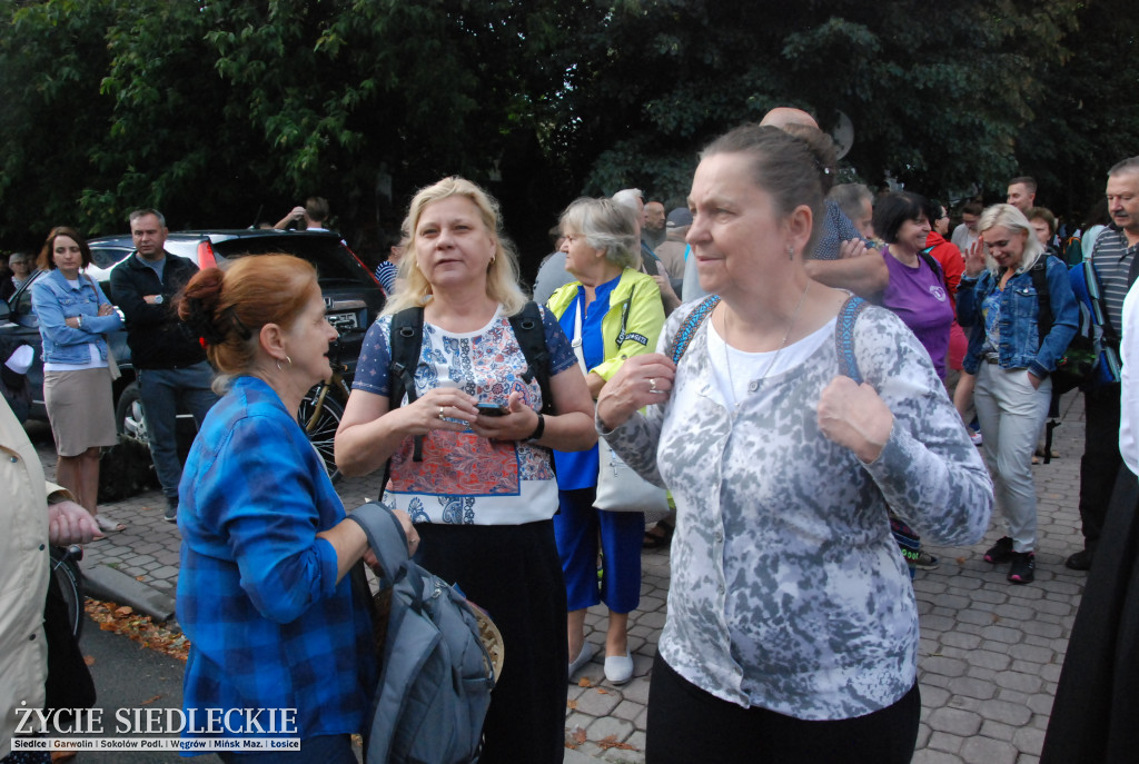 Pielgrzymi z Siedlec wyruszyli na Jasną Górę