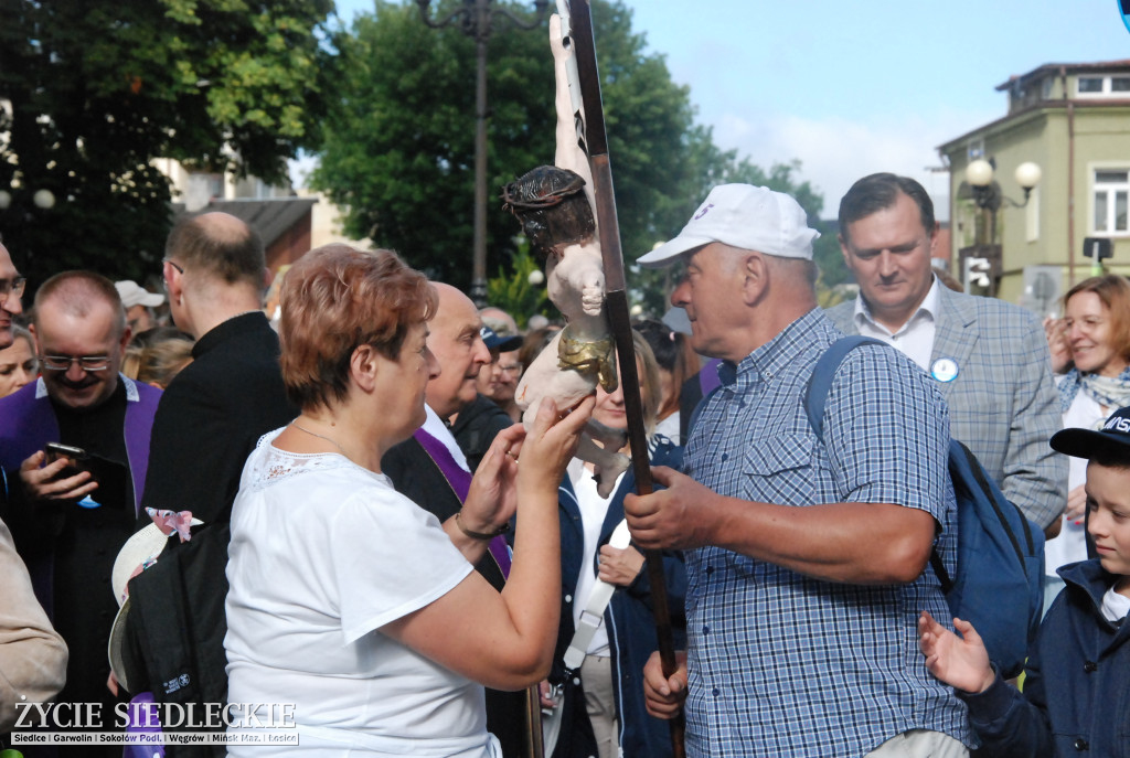 Pielgrzymi z Siedlec wyruszyli na Jasną Górę