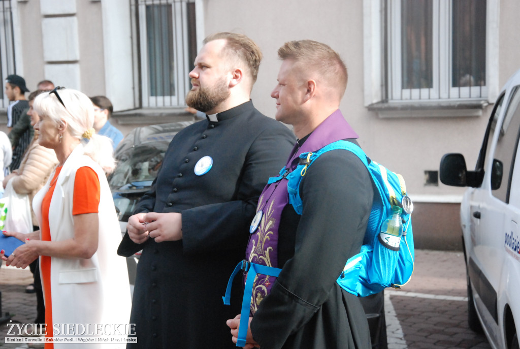 Pielgrzymi z Siedlec wyruszyli na Jasną Górę