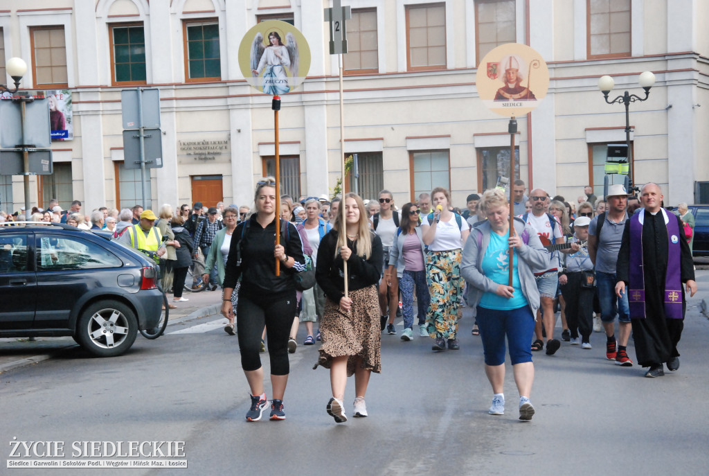 Pielgrzymi z Siedlec wyruszyli na Jasną Górę
