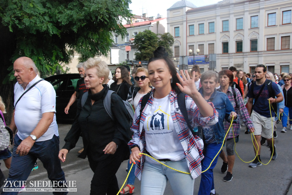 Pielgrzymi z Siedlec wyruszyli na Jasną Górę