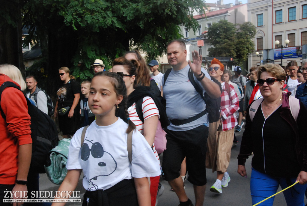 Pielgrzymi z Siedlec wyruszyli na Jasną Górę