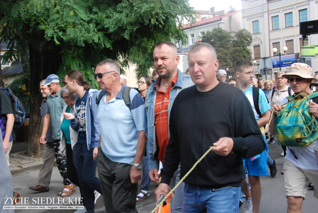 Pielgrzymi z Siedlec wyruszyli na Jasną Górę