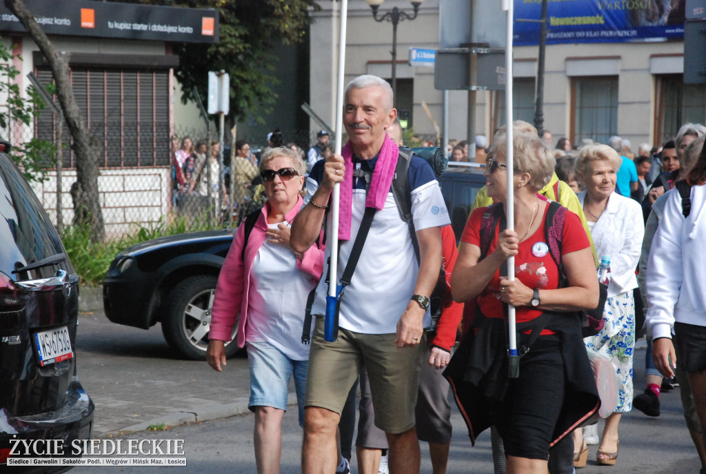Pielgrzymi z Siedlec wyruszyli na Jasną Górę