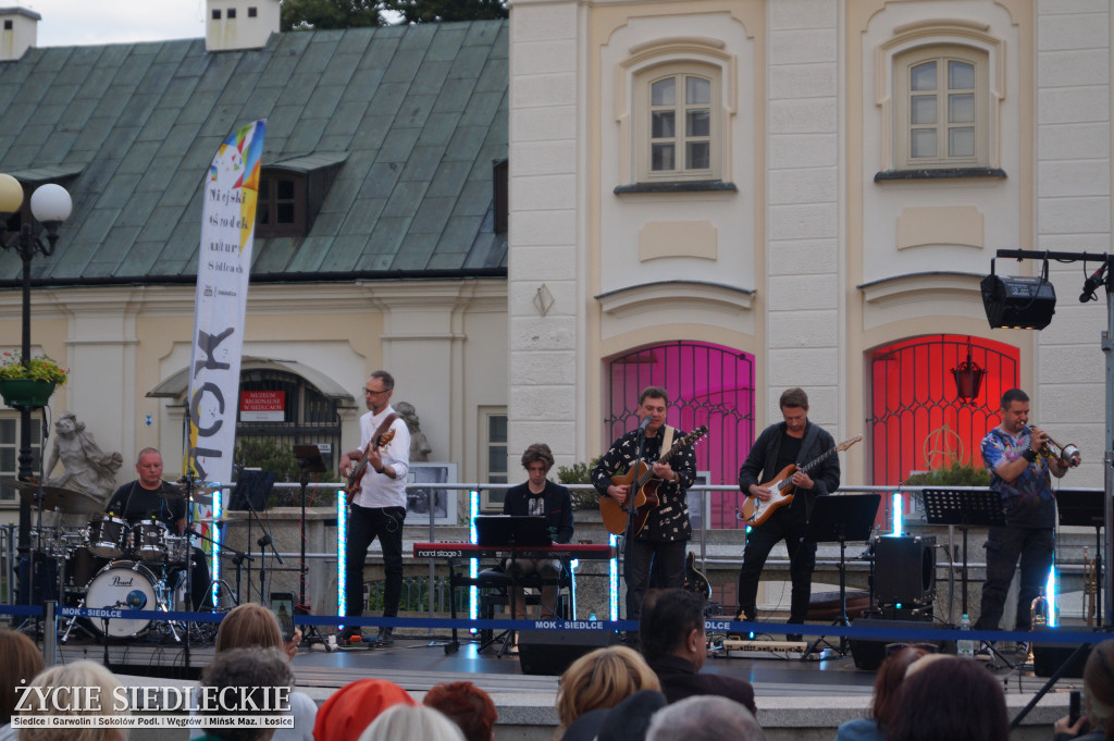 Koncert Marka Andrzejewskiego i Grupy Niesfornych
