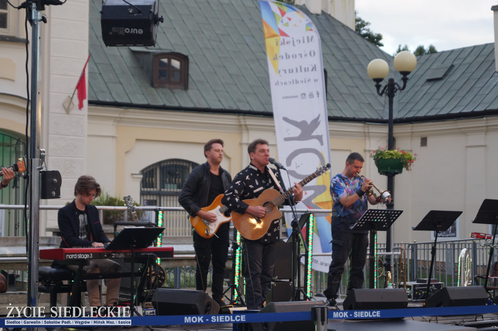 Koncert Marka Andrzejewskiego i Grupy Niesfornych