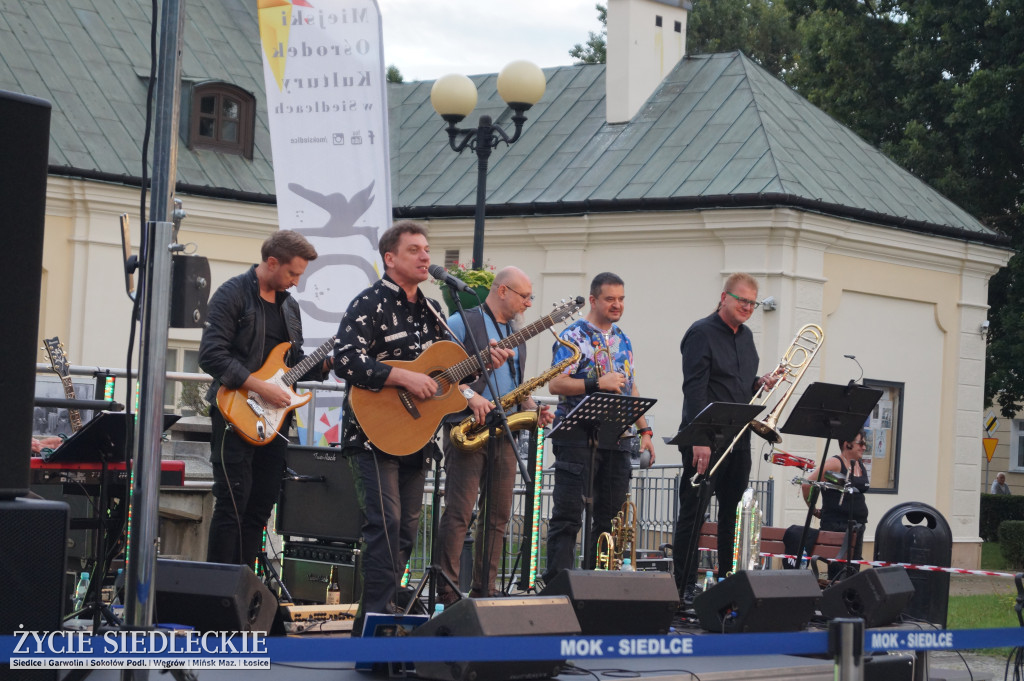 Koncert Marka Andrzejewskiego i Grupy Niesfornych