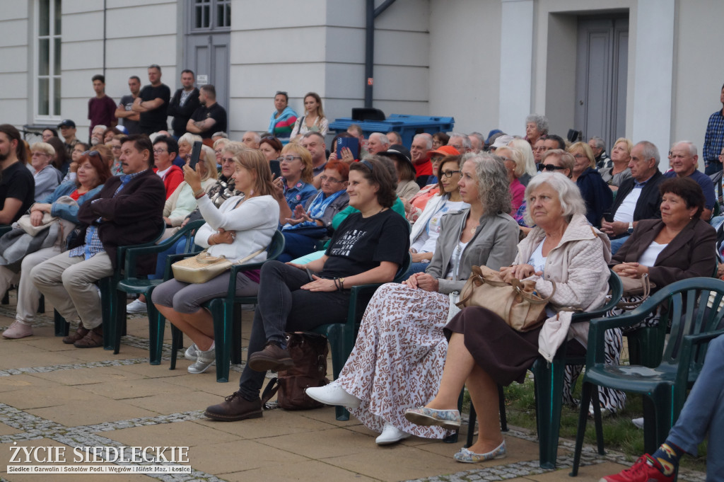 Koncert Marka Andrzejewskiego i Grupy Niesfornych