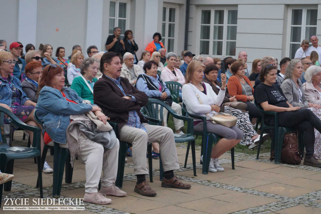 Koncert Marka Andrzejewskiego i Grupy Niesfornych