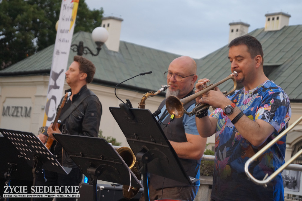 Koncert Marka Andrzejewskiego i Grupy Niesfornych