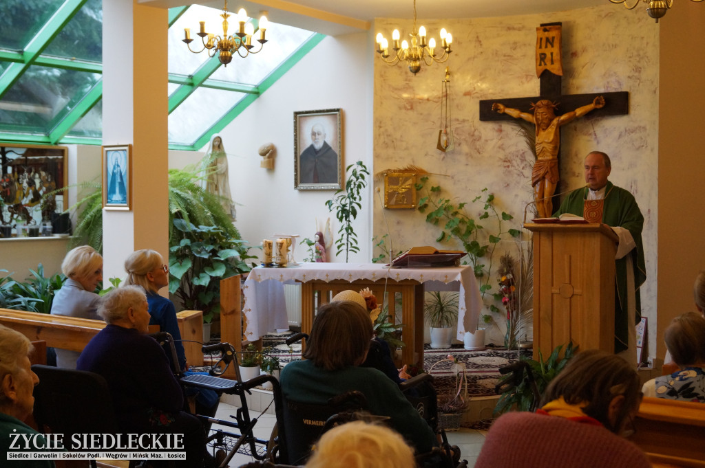 104. urodziny Pani Lucynki, mieszkanki Domu nad Stawami w Siedlcach