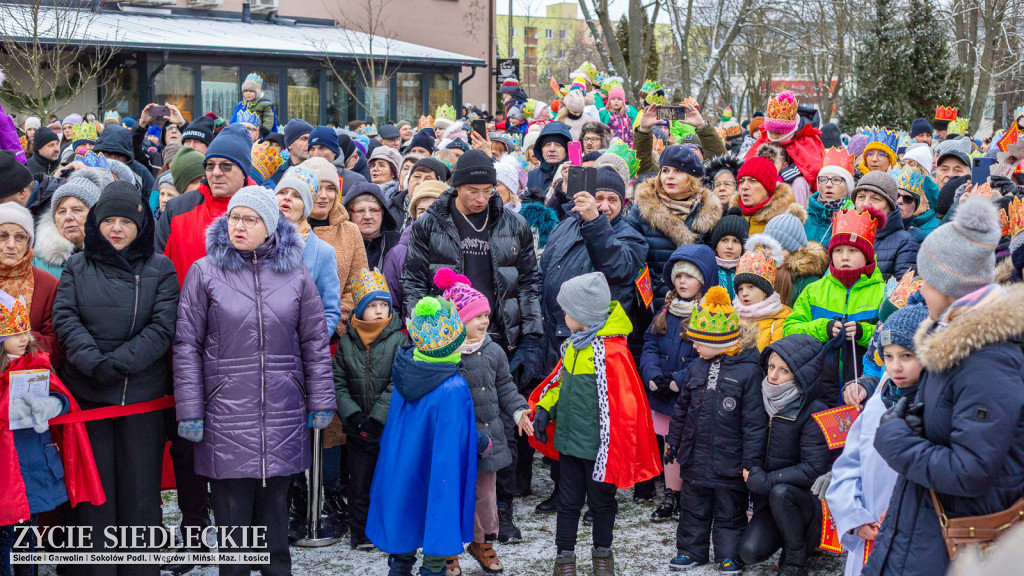 Orszak Trzech króli ulicami miasta