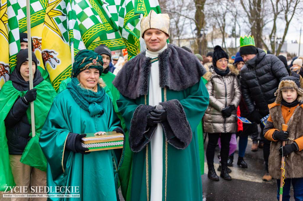 Orszak Trzech króli ulicami miasta