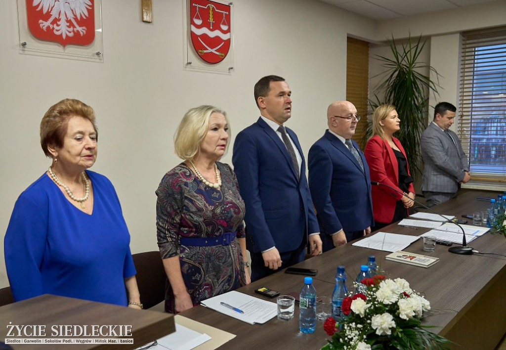 Nadanie sztandaru powiatu siedleckiego