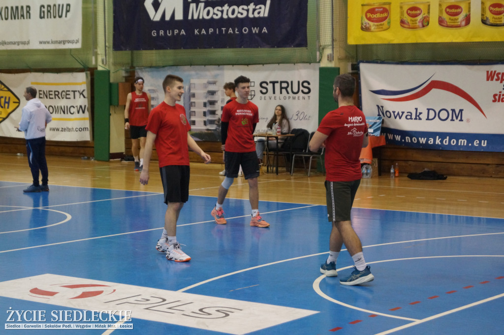 Charytatywny mecz koszykówki Żółkiewski vs. Biegacze Pomagacze