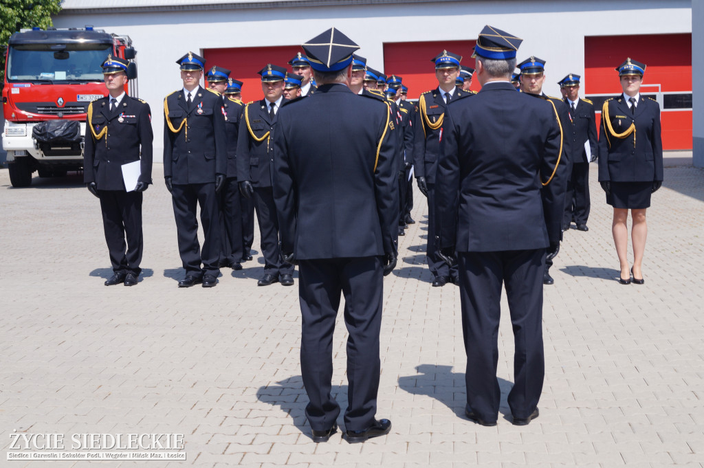 KM PSP w Siedlcach - apel z okazji Dnia Strażaka