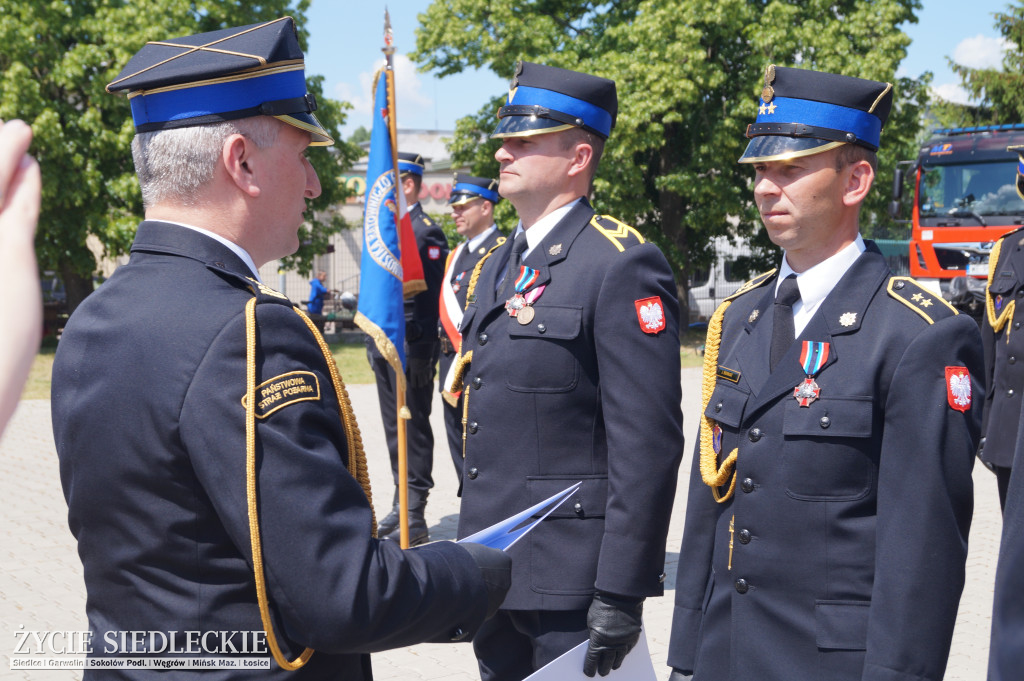 KM PSP w Siedlcach - apel z okazji Dnia Strażaka