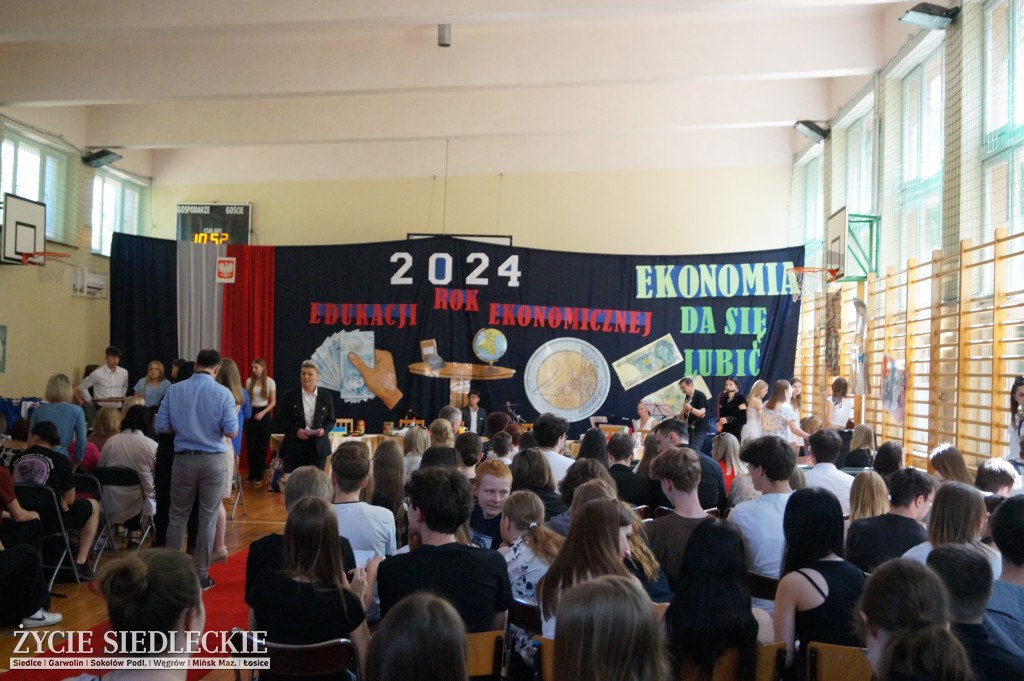 Gala podsumowująca Rok Edukacji Ekonomicznej w siedleckim 