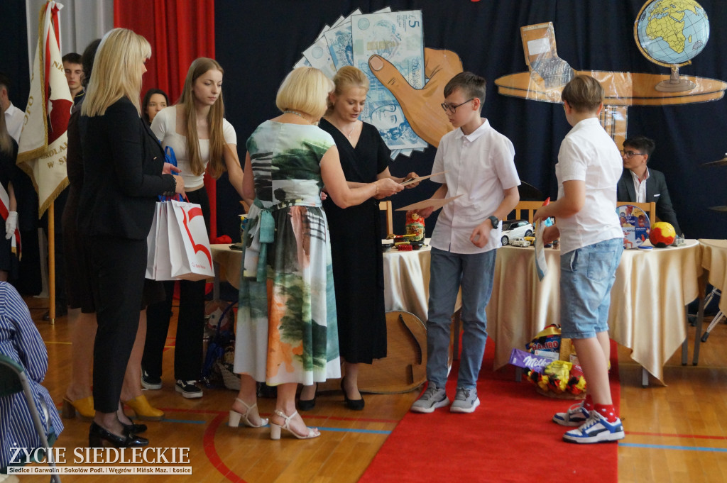 Gala podsumowująca Rok Edukacji Ekonomicznej w siedleckim 