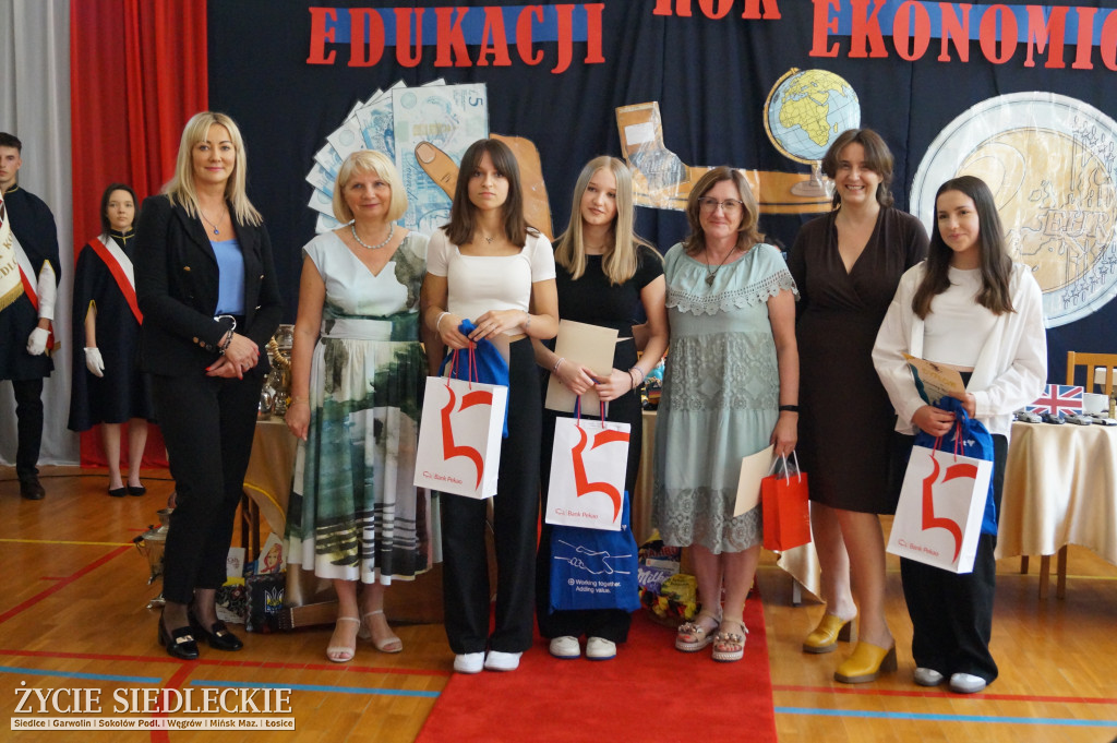 Gala podsumowująca Rok Edukacji Ekonomicznej w siedleckim 