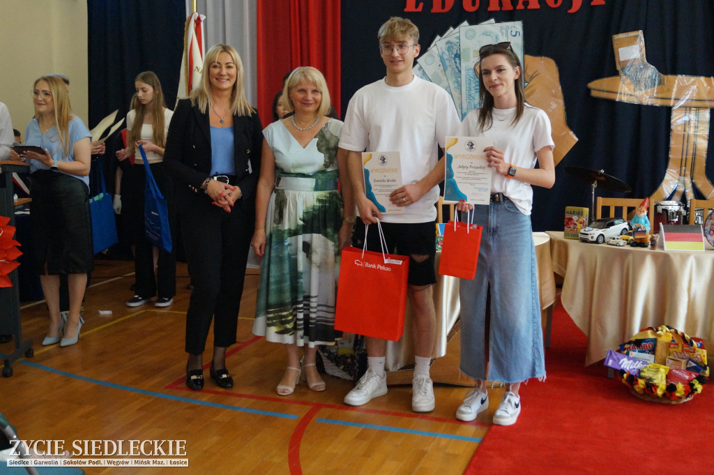 Gala podsumowująca Rok Edukacji Ekonomicznej w siedleckim 