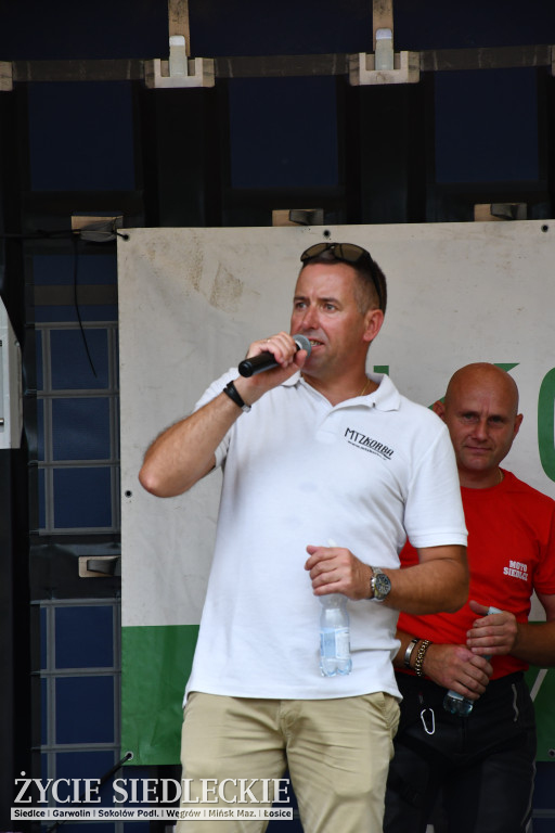 XVI Zlot Pojazdów Zabytkowych- MROWISKO 2025