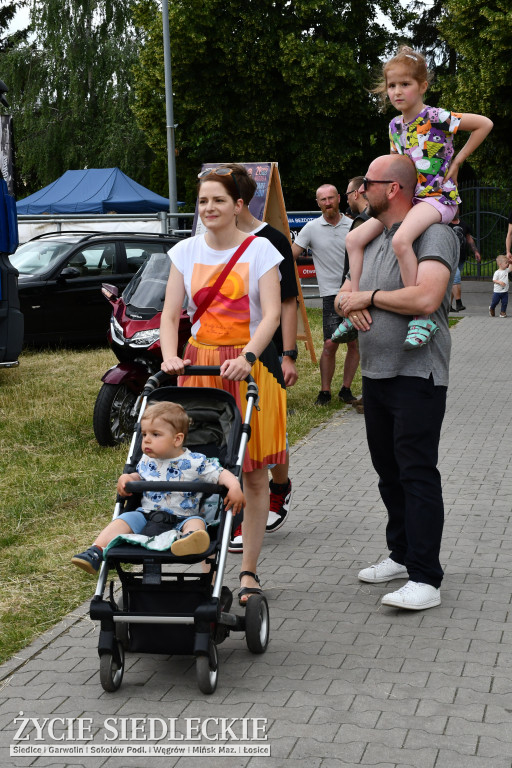 XVI Zlot Pojazdów Zabytkowych- MROWISKO 2025