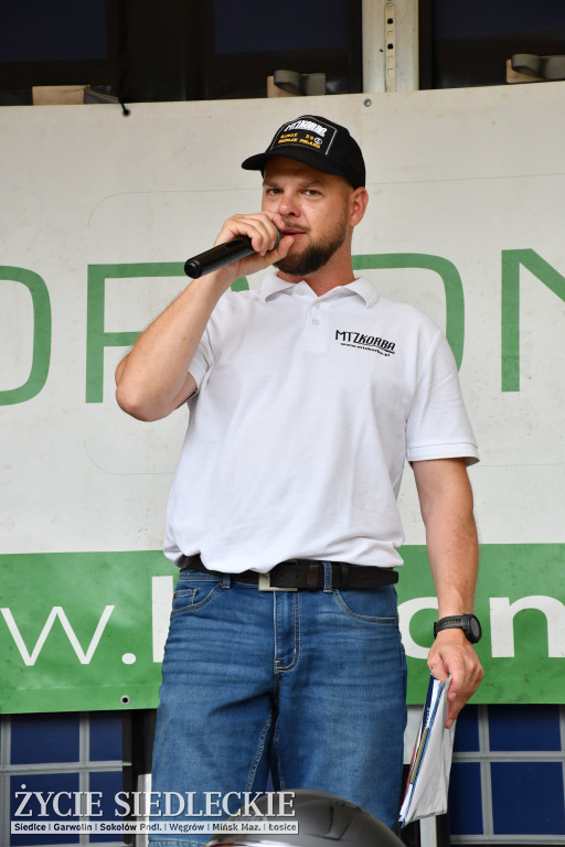 XVI Zlot Pojazdów Zabytkowych- MROWISKO 2025