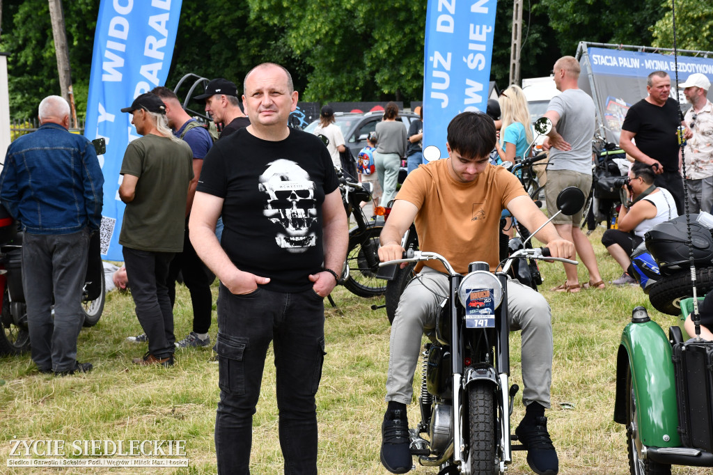 XVI Zlot Pojazdów Zabytkowych- MROWISKO 2025