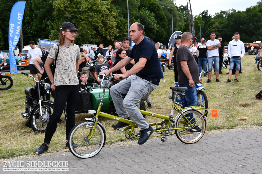 XVI Zlot Pojazdów Zabytkowych- MROWISKO 2025