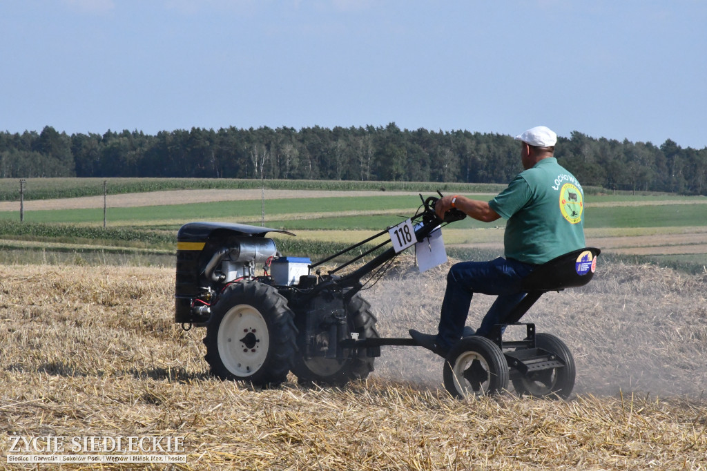 Rozbity Kamień w rytmie traktorów z duszą