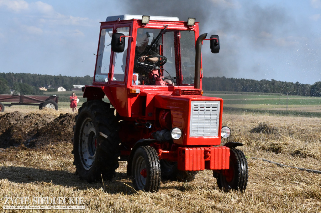Rozbity Kamień w rytmie traktorów z duszą