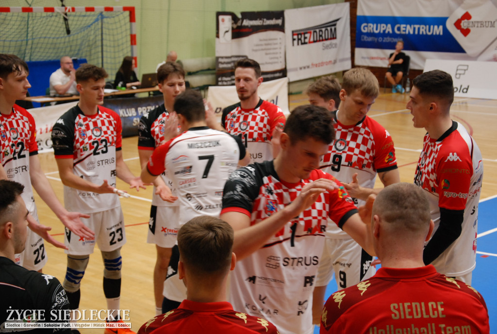 Siatkówka: KPS Siedlce bez punktów. GKS Katowice zdominował mecz w Siedlcach