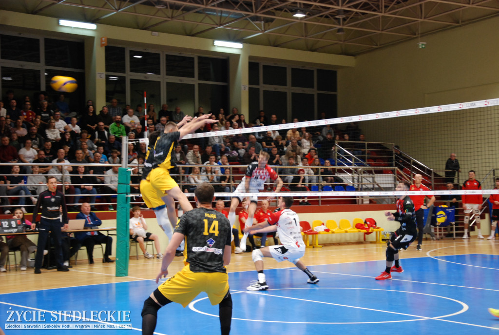 Siatkówka: KPS Siedlce bez punktów. GKS Katowice zdominował mecz w Siedlcach
