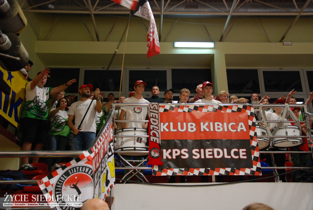 Siatkówka: KPS Siedlce bez punktów. GKS Katowice zdominował mecz w Siedlcach
