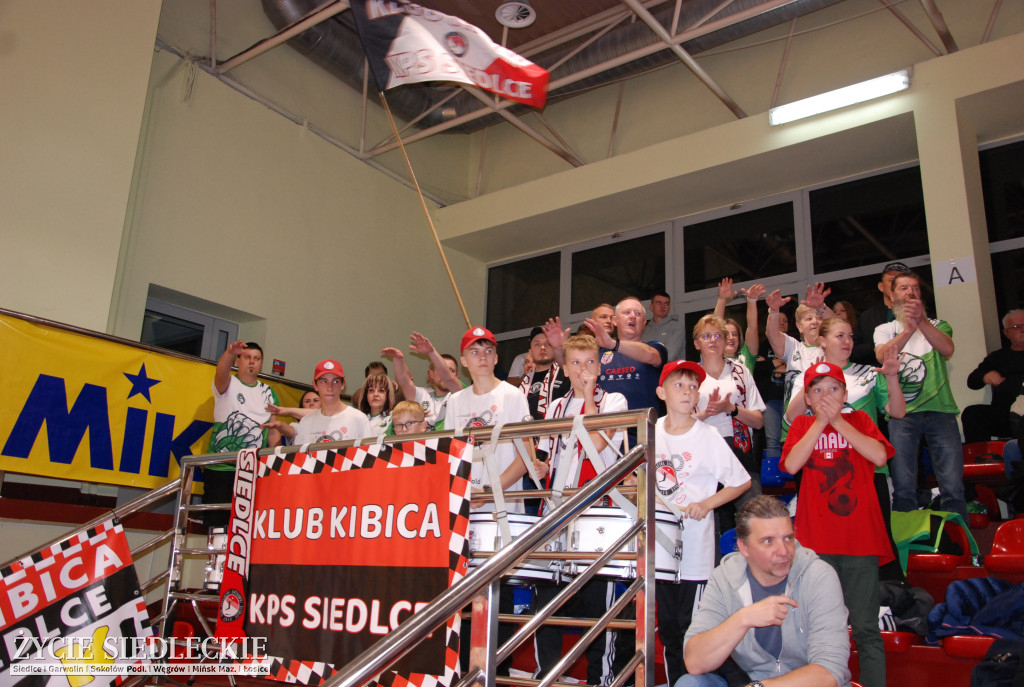 Siatkówka: KPS Siedlce bez punktów. GKS Katowice zdominował mecz w Siedlcach