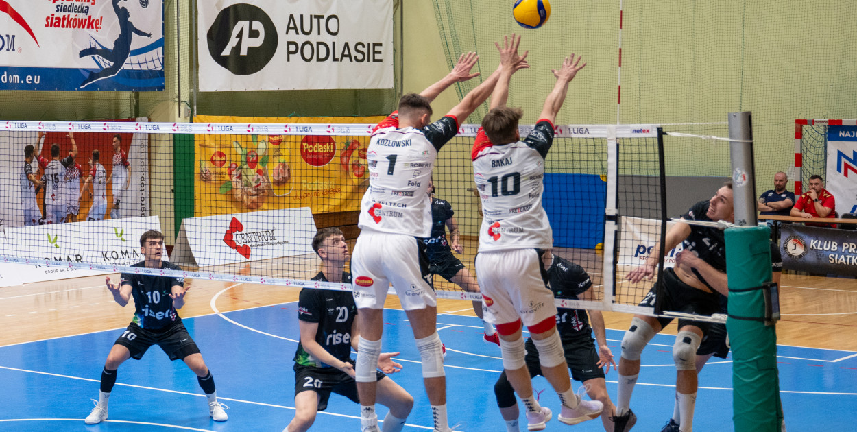 KPS Siedlce po pięciosetowym thrillerze wygrywa z MCKiS Jaworzno