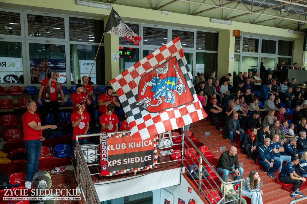 KPS Siedlce po pięciosetowym thrillerze wygrywa z MCKiS Jaworzno