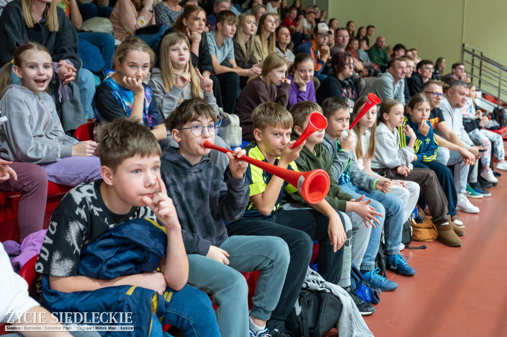 KPS Siedlce po pięciosetowym thrillerze wygrywa z MCKiS Jaworzno