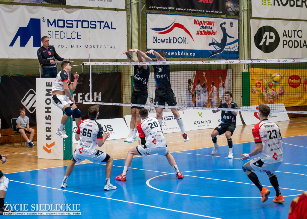 KPS Siedlce po pięciosetowym thrillerze wygrywa z MCKiS Jaworzno