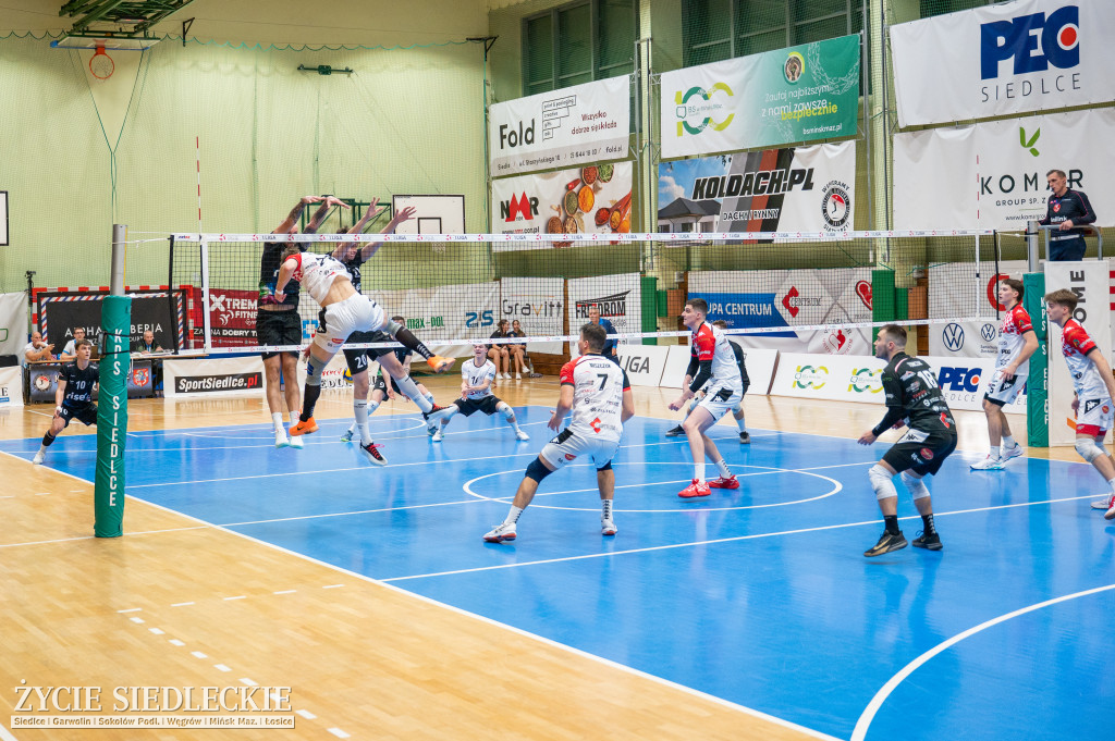KPS Siedlce po pięciosetowym thrillerze wygrywa z MCKiS Jaworzno