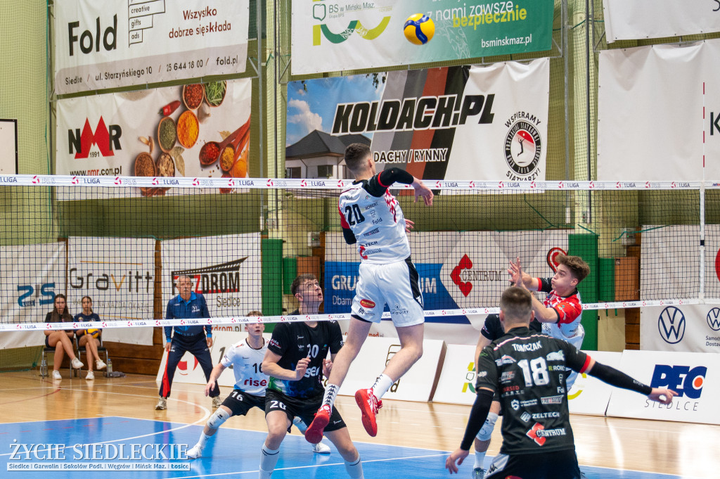 KPS Siedlce po pięciosetowym thrillerze wygrywa z MCKiS Jaworzno