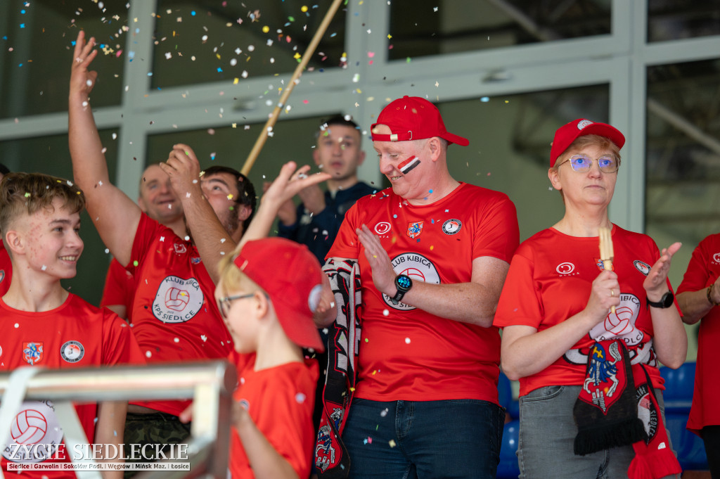 KPS Siedlce po pięciosetowym thrillerze wygrywa z MCKiS Jaworzno